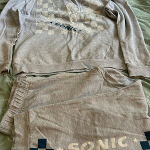 Sonic Gray Sweatshirt and Pants Set